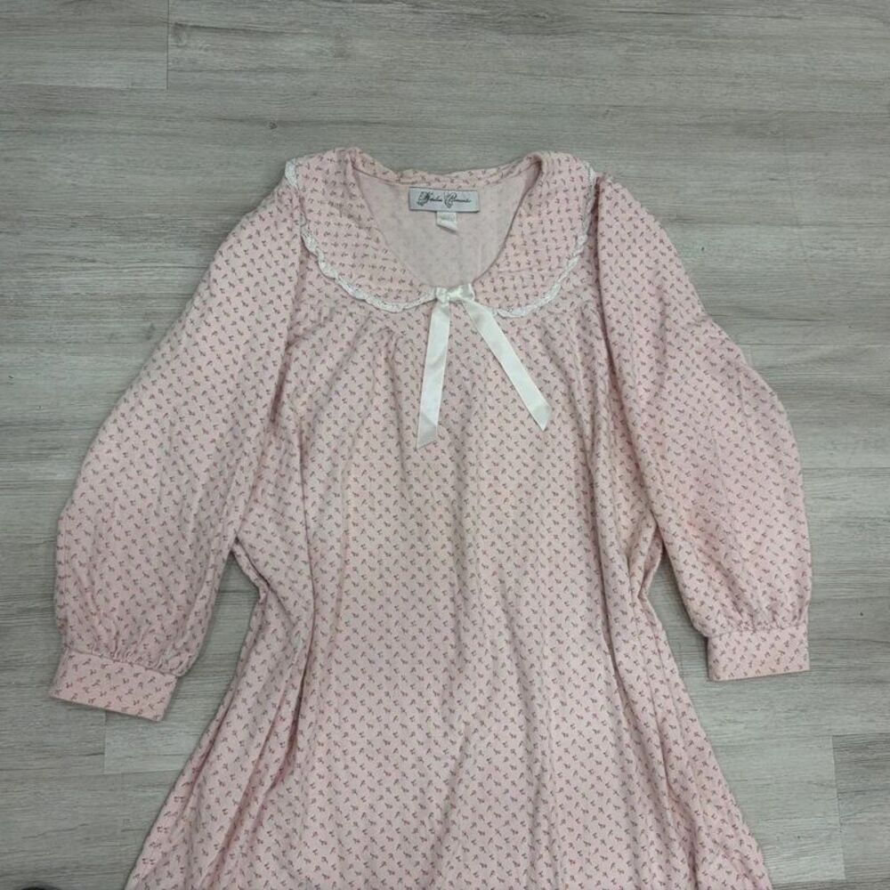 Vintage Victorian Flannel Pink Nightgown 100 Cotton Cottagecore Large Made in US - Picture 2 of 6
